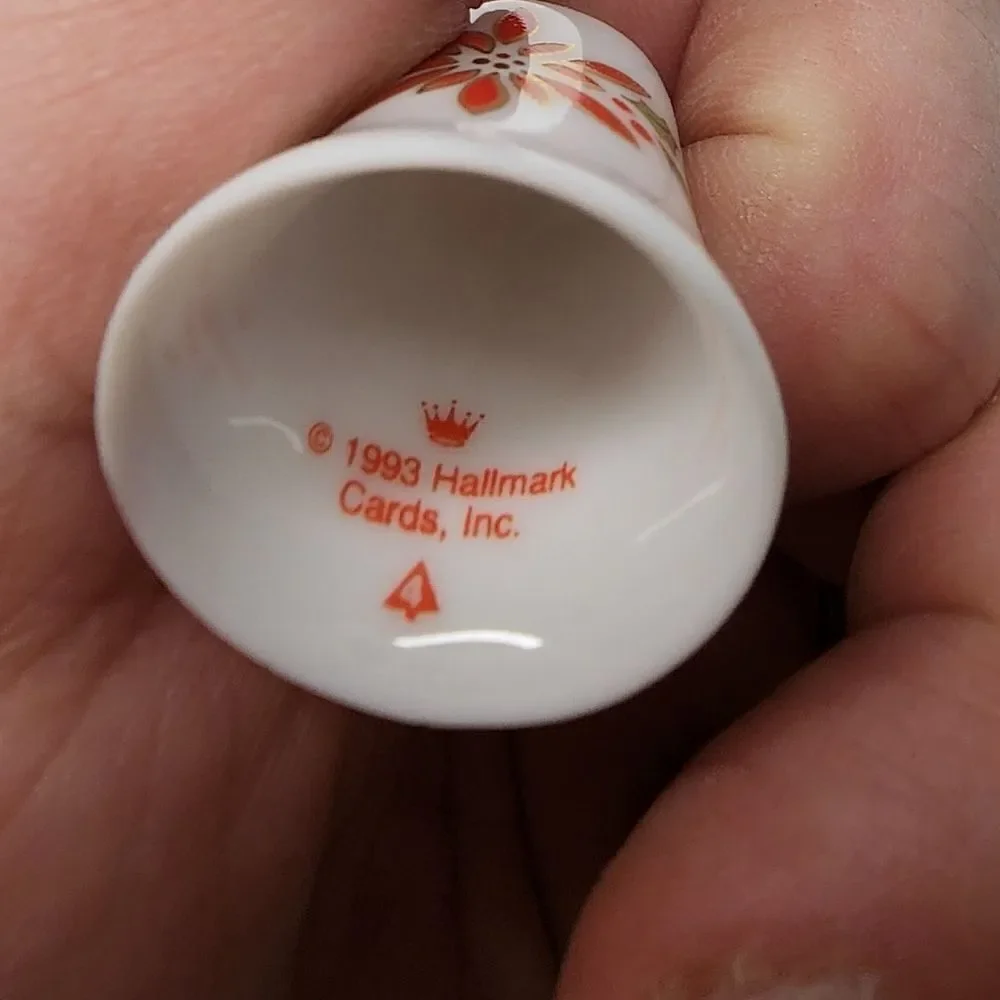 Hallmark Miniature Keepsake Ornament Thimble Bells 1993